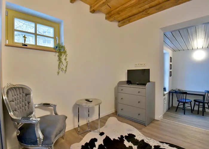 Im Filmtheater Apart Otel 3*